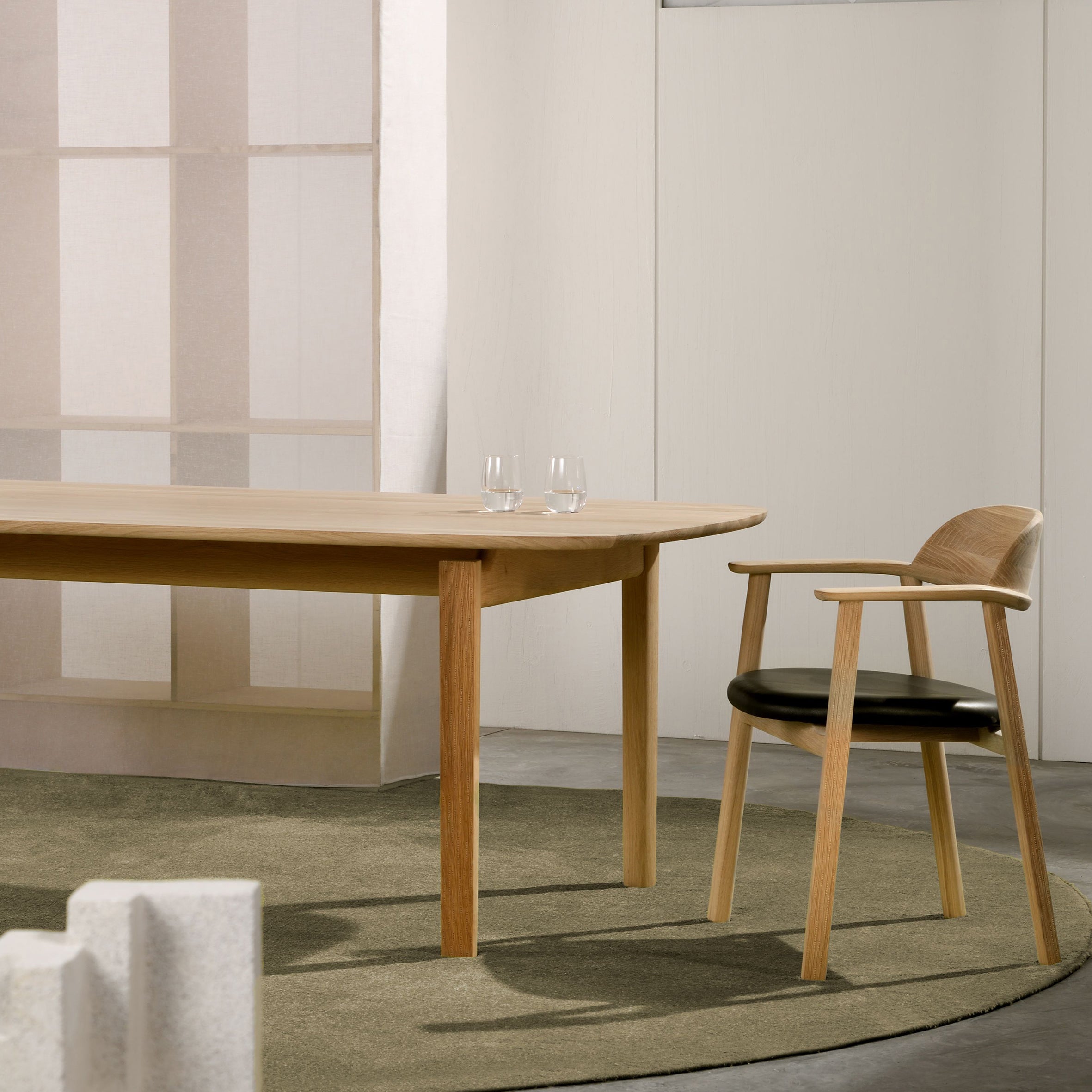 Mati Dining Table