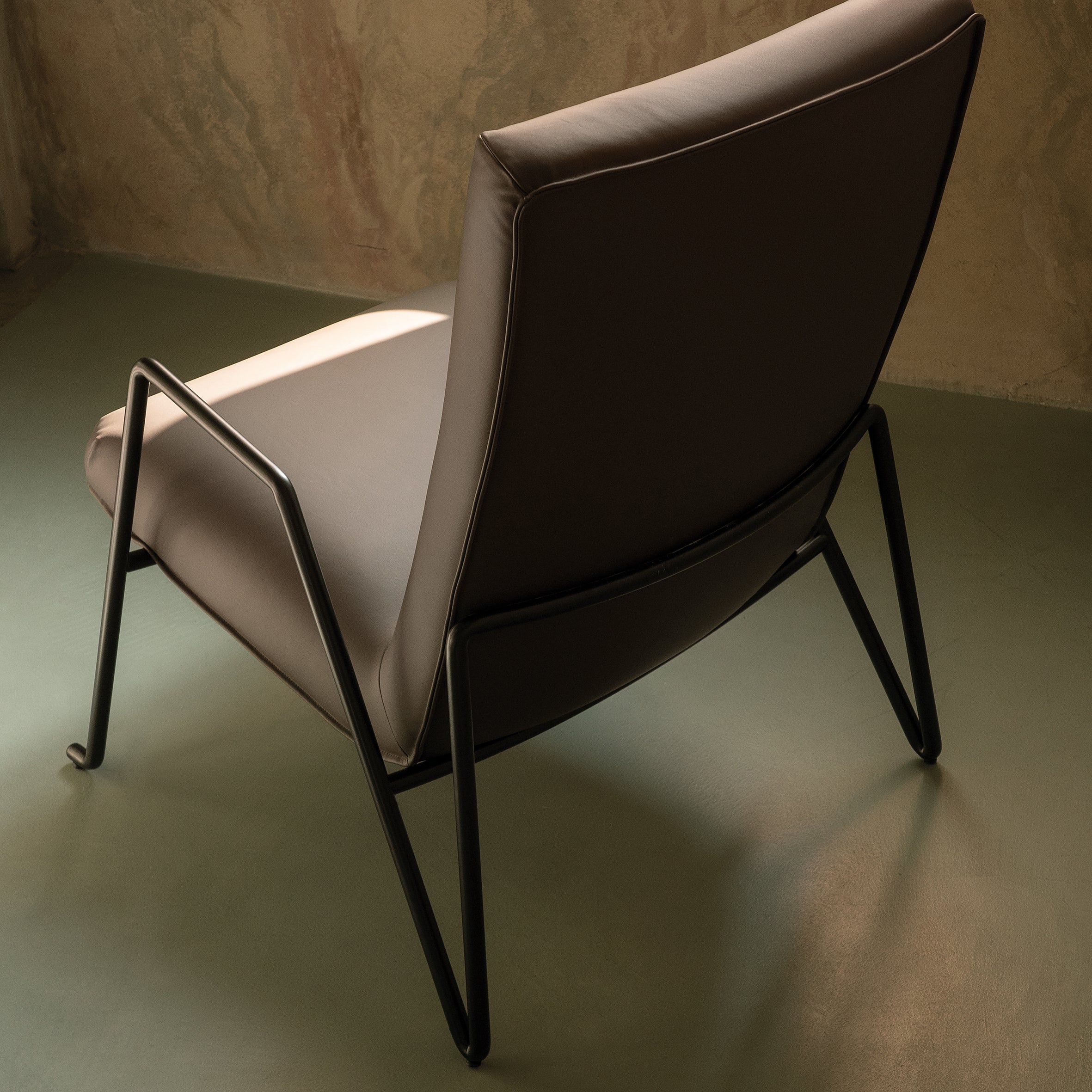 Solice Lounge Chair