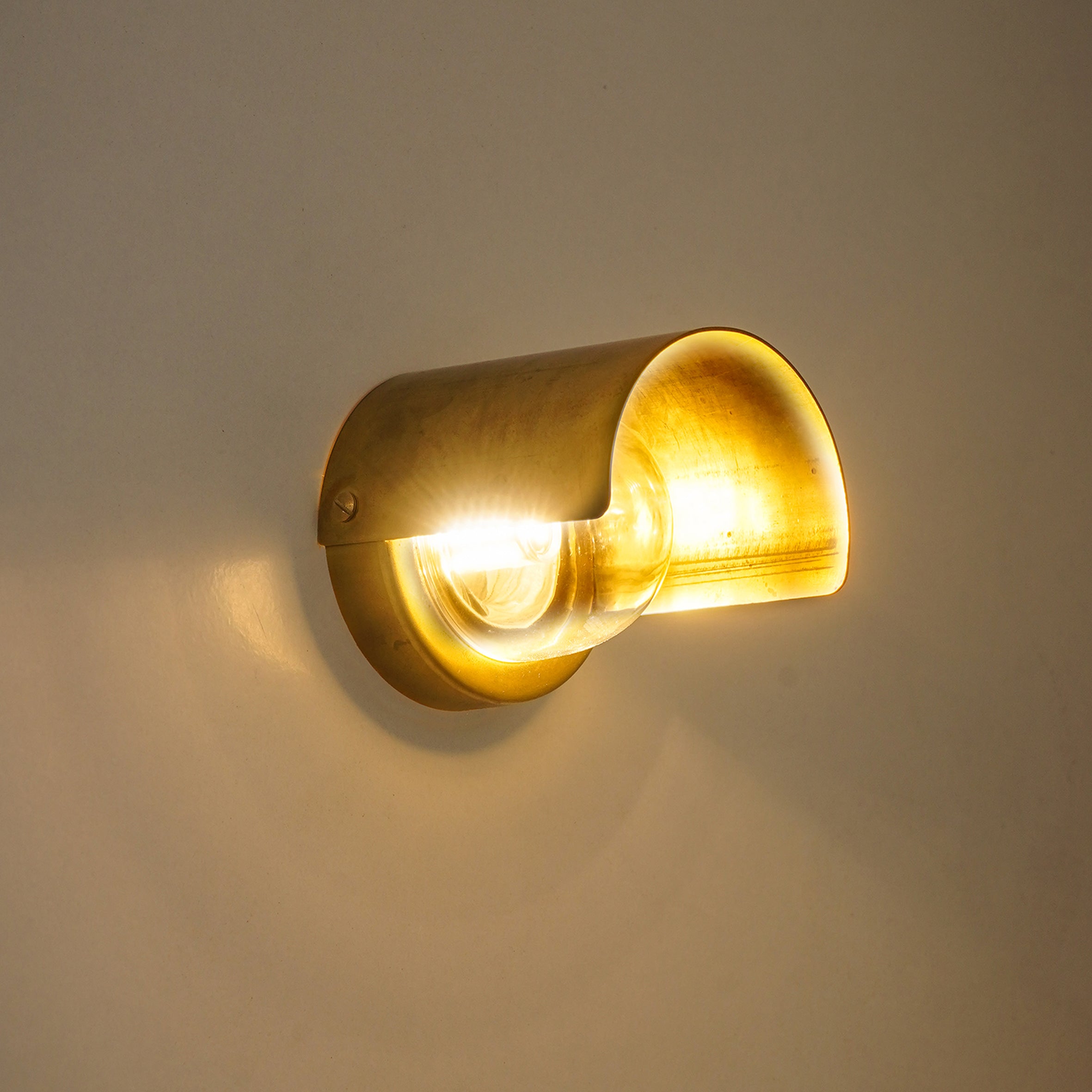 Alba Monocle Wall Light