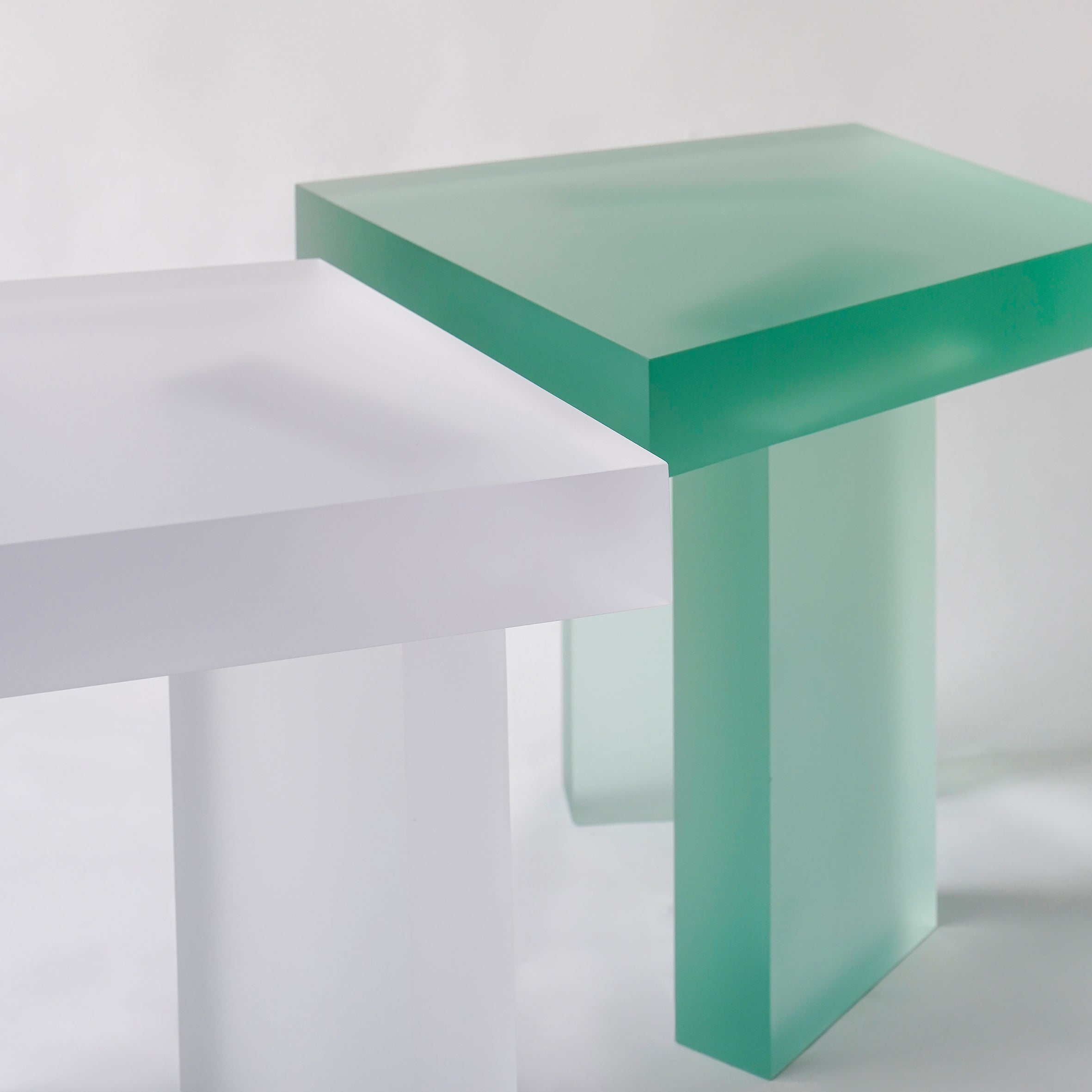 Gelo Side Table