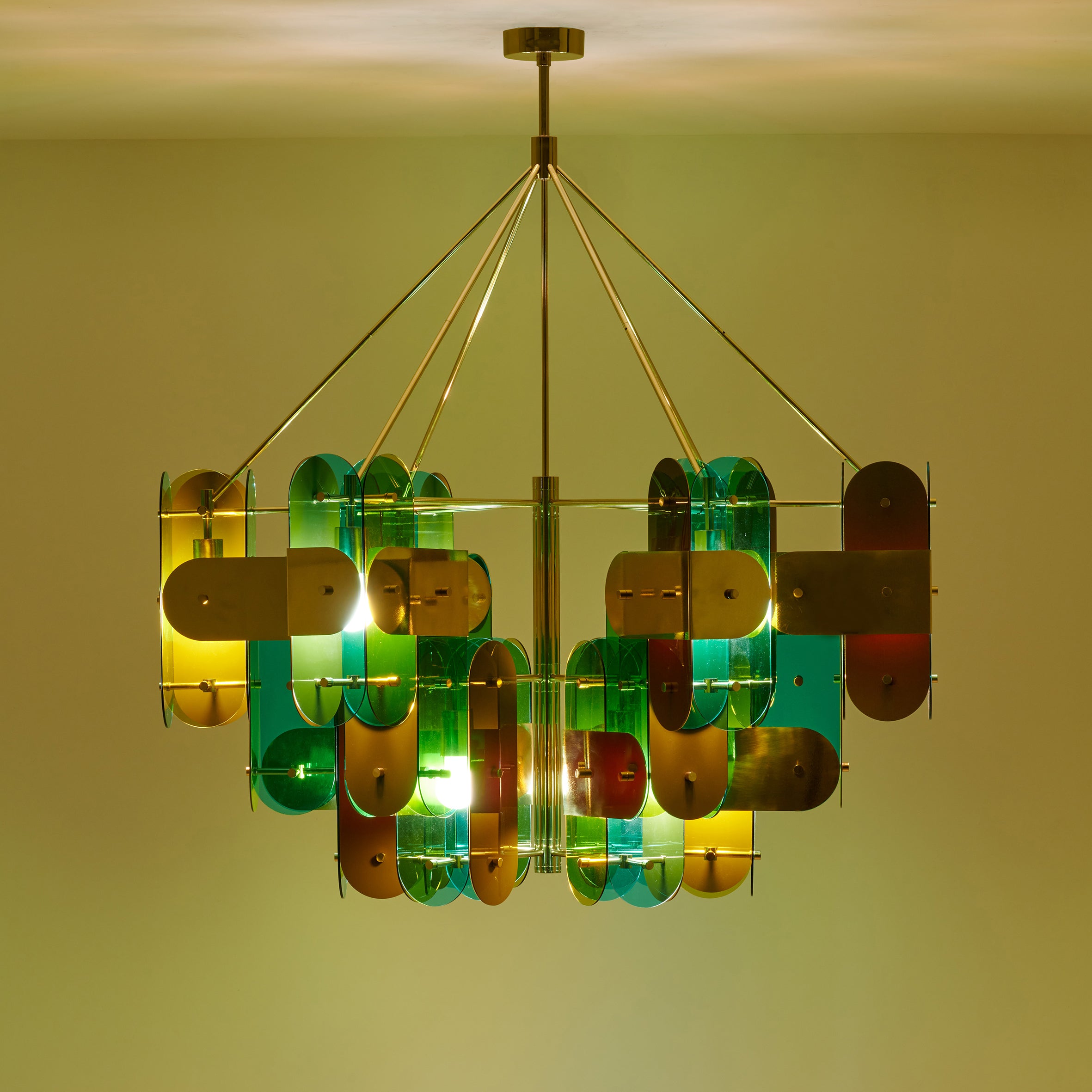 Asta Chandelier