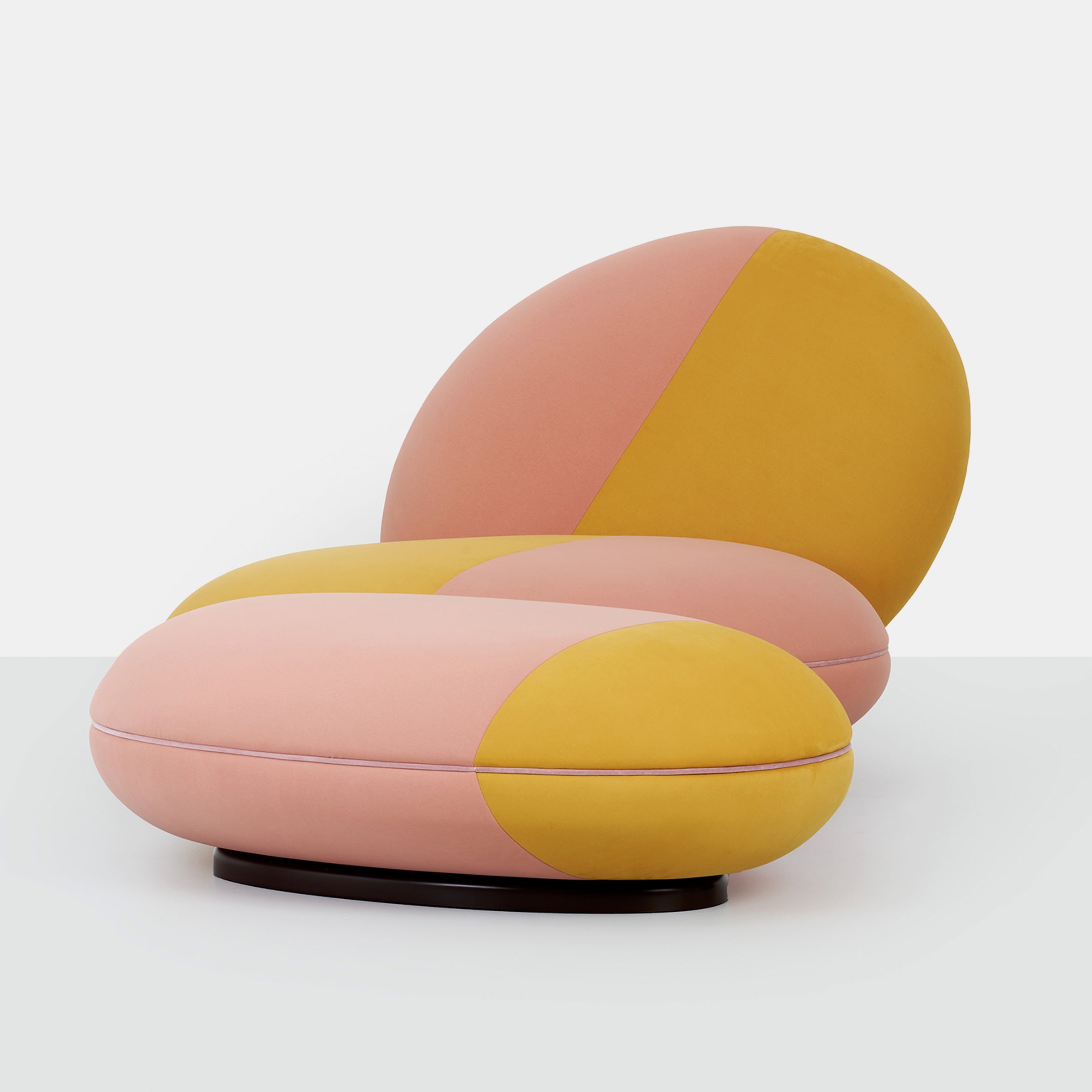 Macaron Lounge Chair