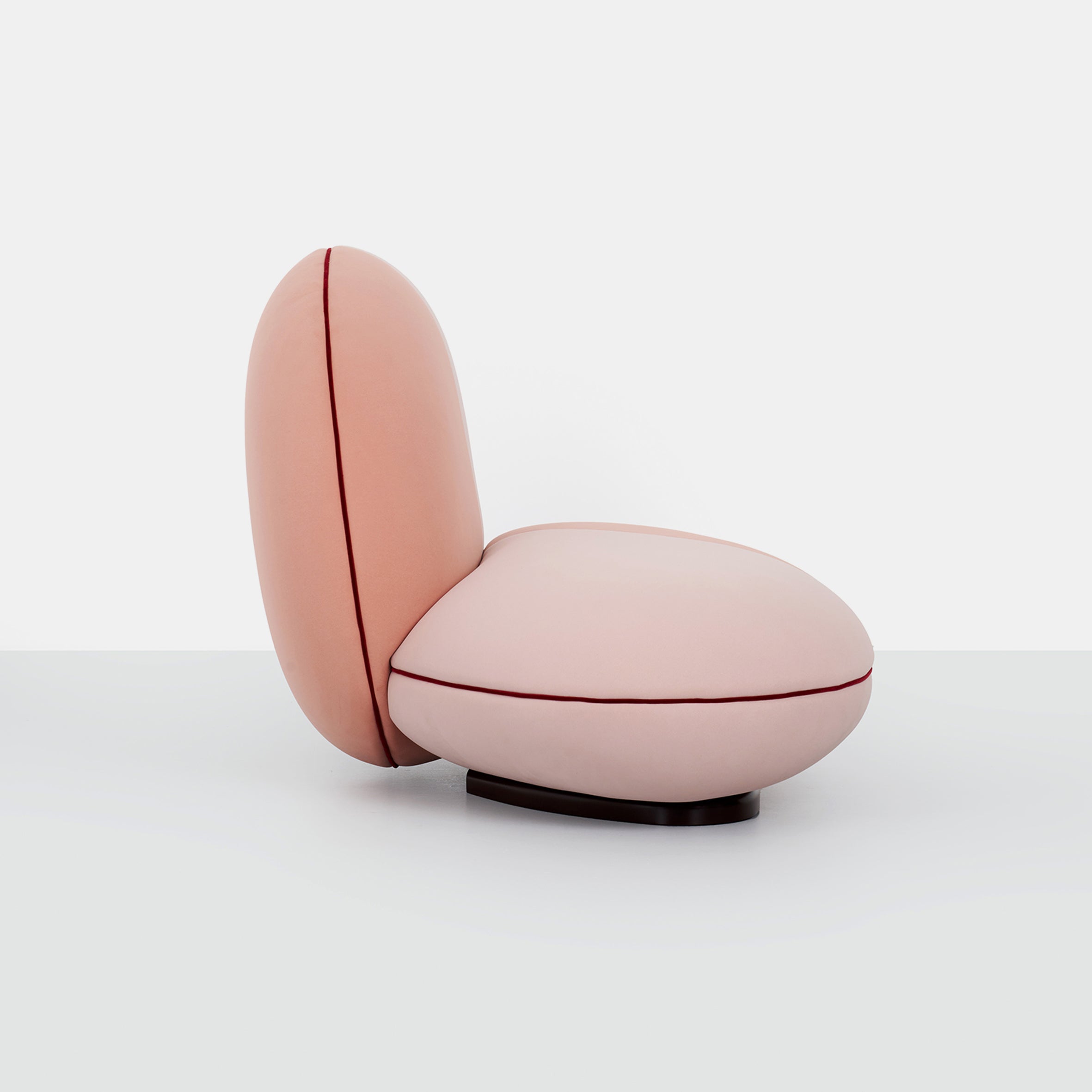 Macaron Lounge Chair