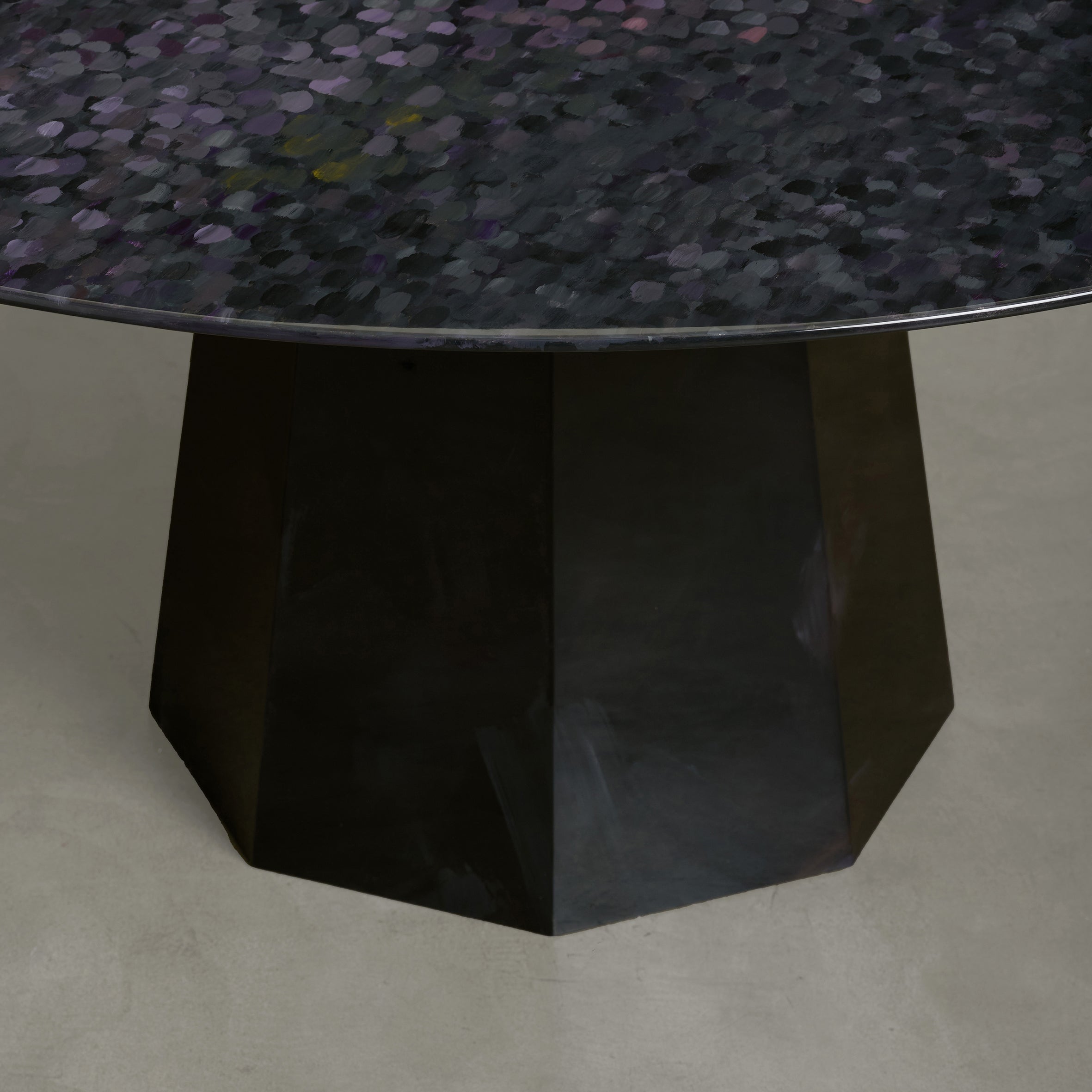 Noctua Dining Table