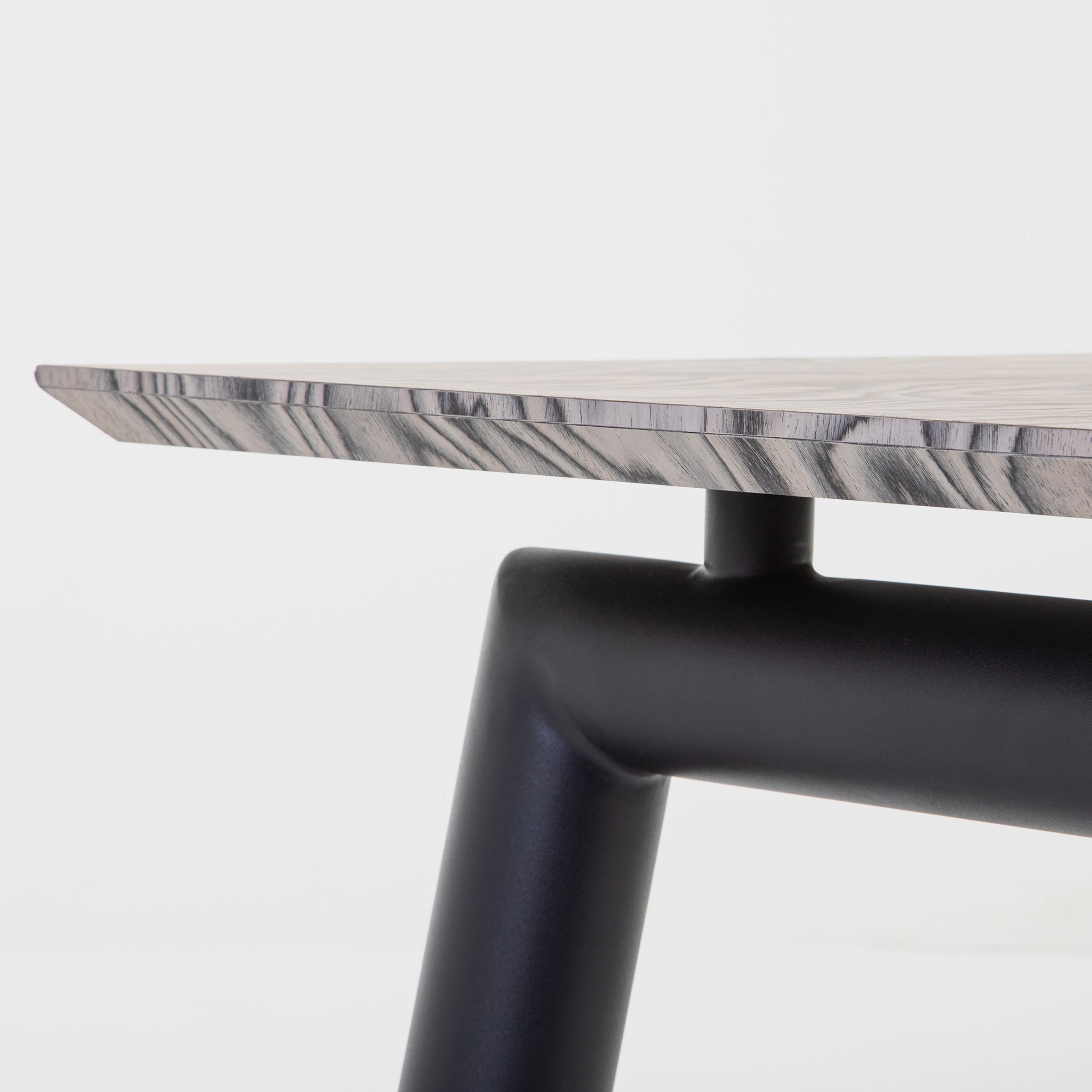 Canebas Dining Table