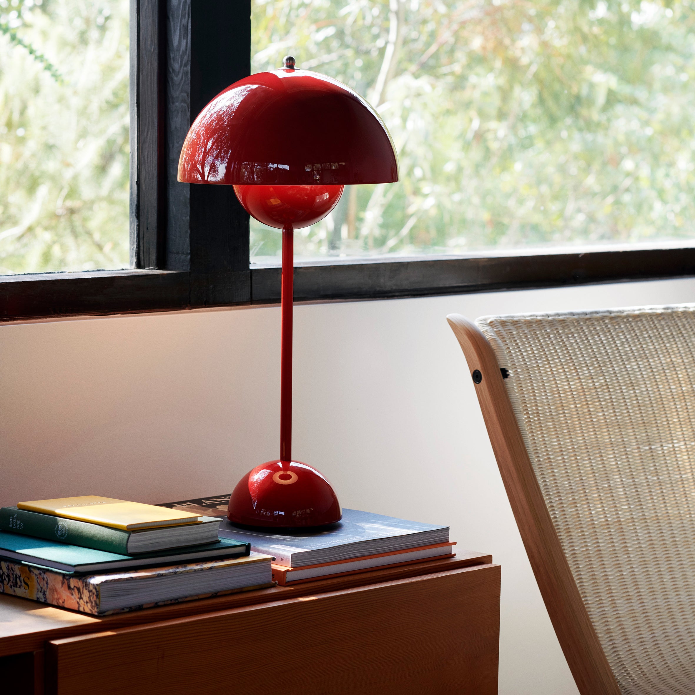 Flowerpot hot sale table lamp