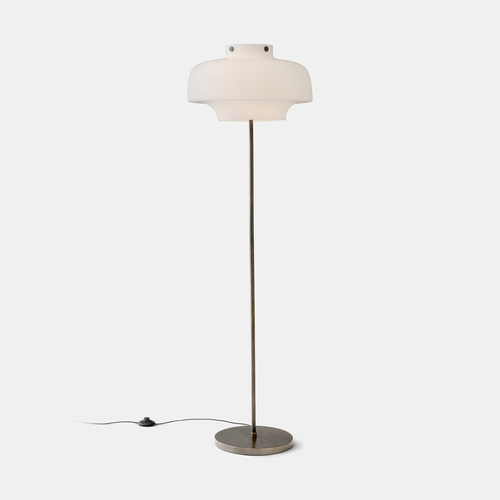 Copenhagen Floor Lamp SC14 | &Tradition | Monologuelondon.com