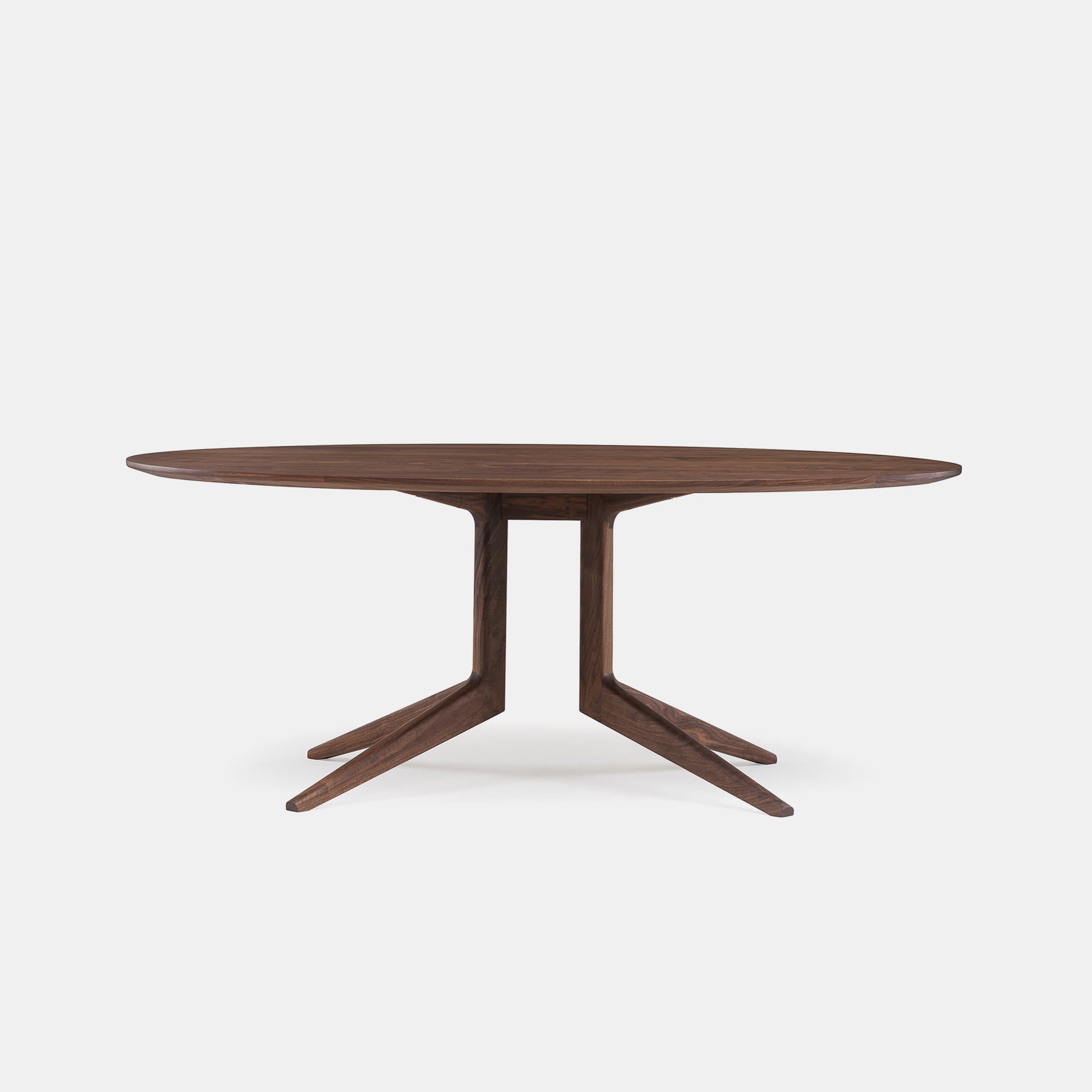 Light Oval Dining Table | De La Espada | Monologuelondon.com